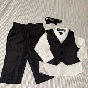 Andrew Fezza Baby Boys Black 3/6months Button Tuxedo with Black Vest and Bow Tie